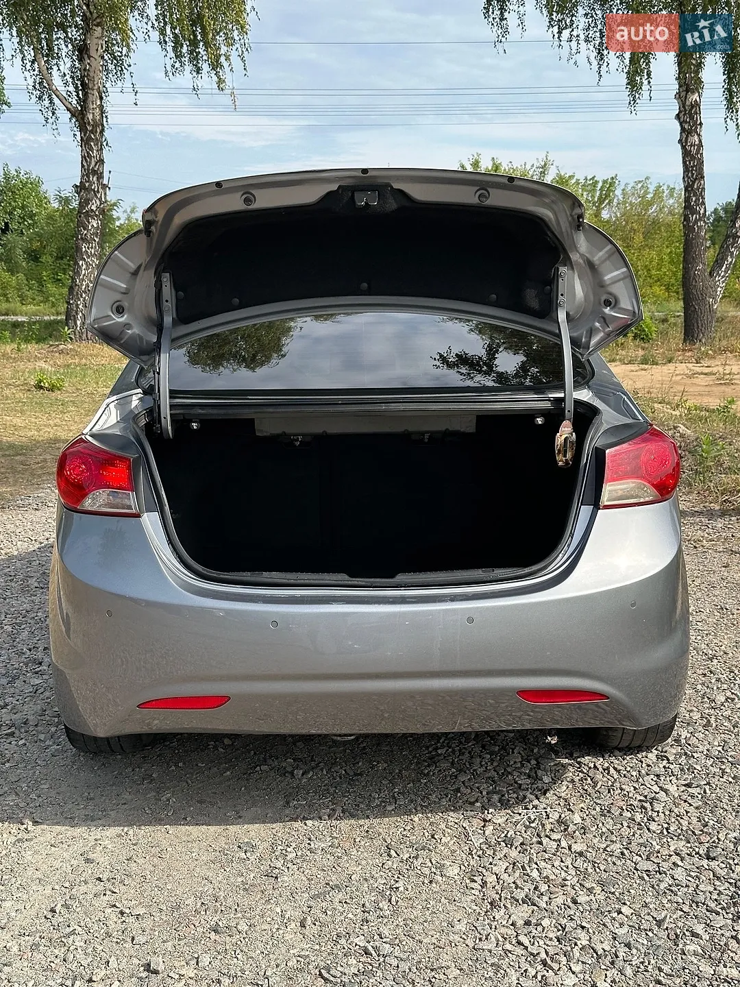 2013 Hyundai Elantra - мініатюра 17