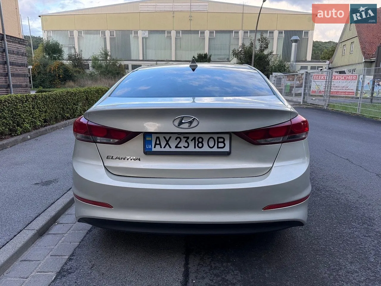 2018 Hyundai Elantra - мініатюра 10