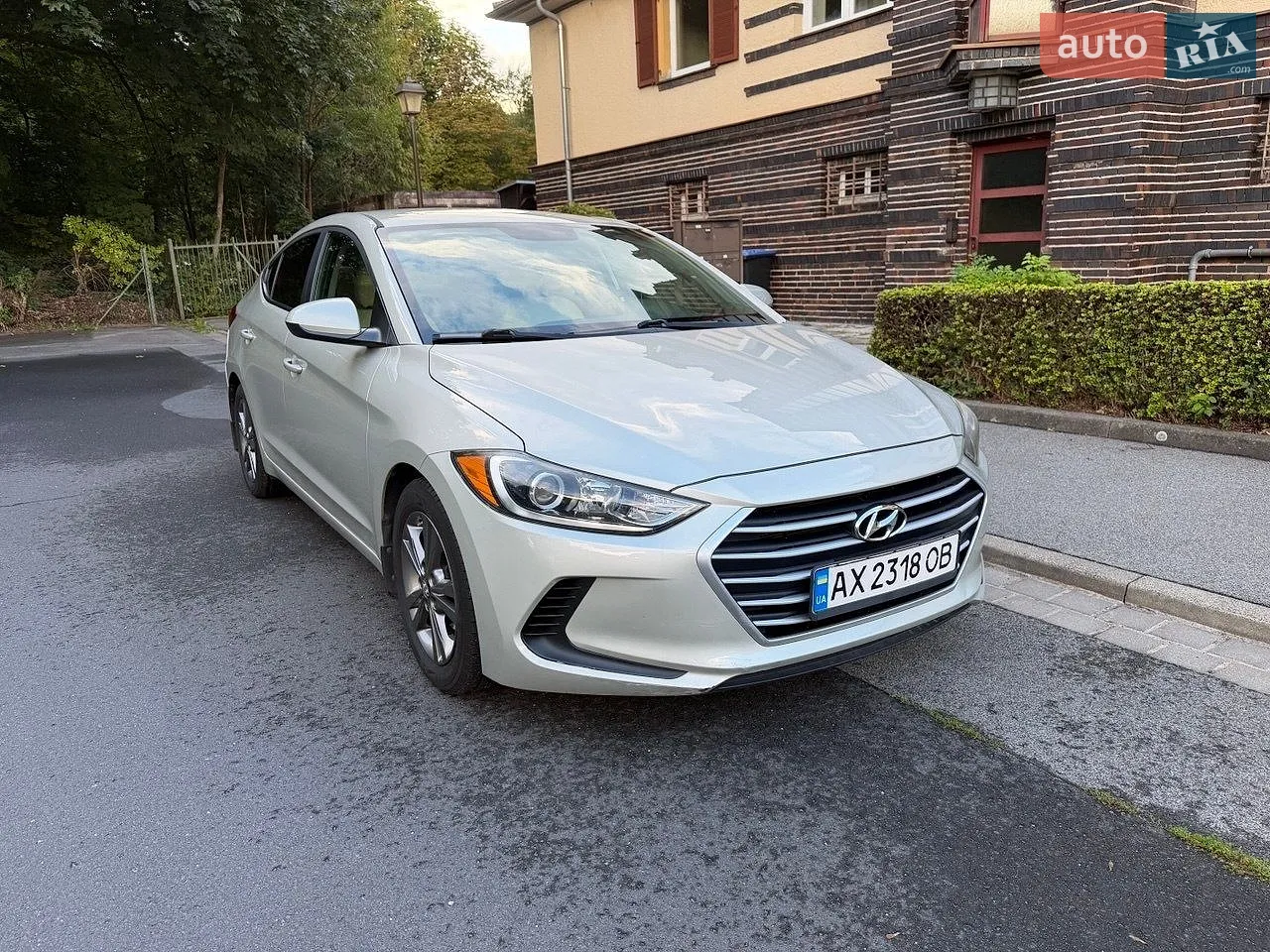 2018 Hyundai Elantra - мініатюра 2