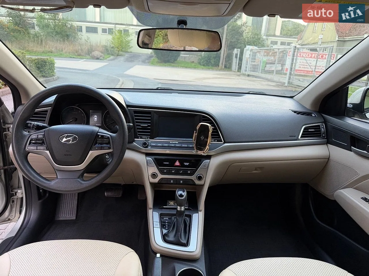 2018 Hyundai Elantra - мініатюра 16