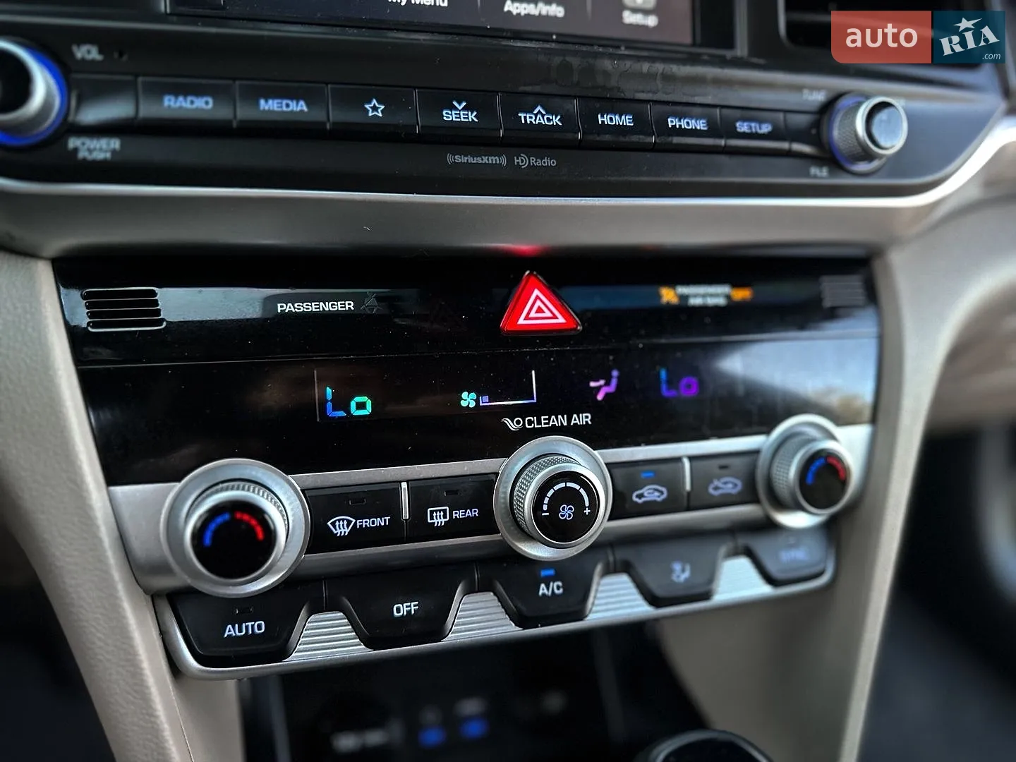 2020 Hyundai Elantra - мініатюра 19