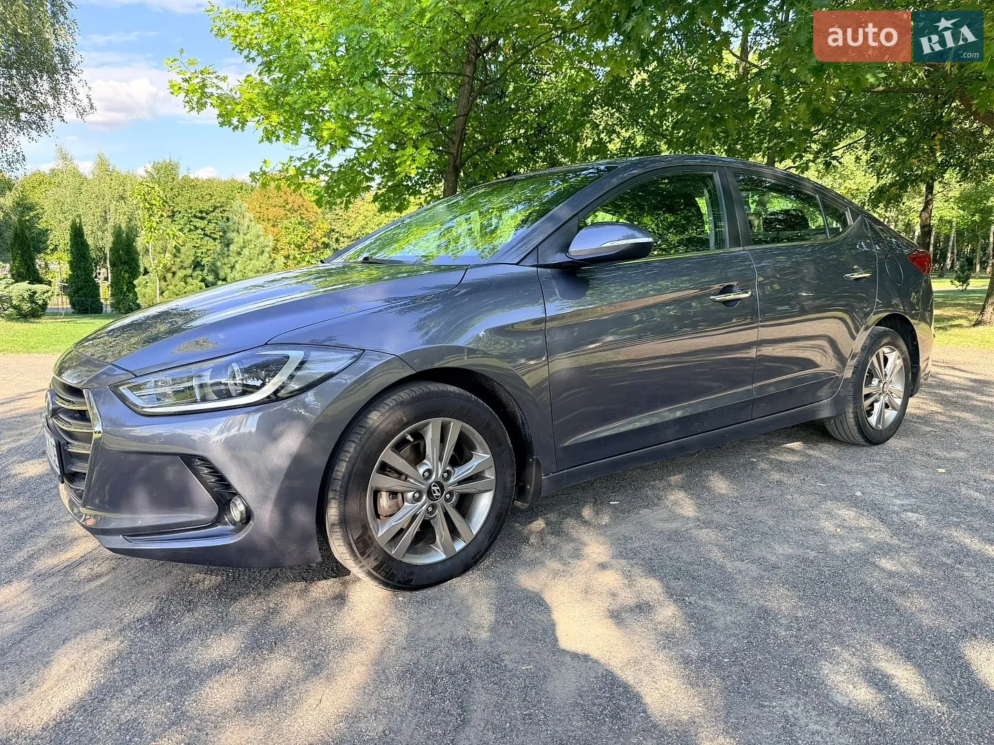 2018 Hyundai Elantra - мініатюра 9