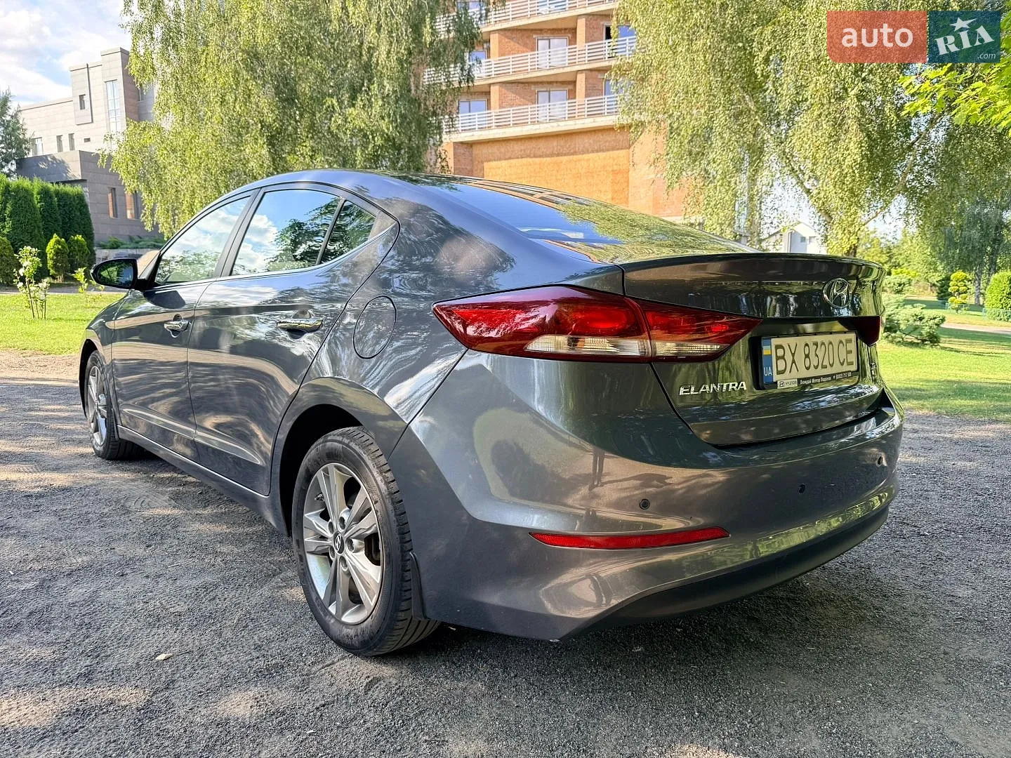 2018 Hyundai Elantra - мініатюра 11