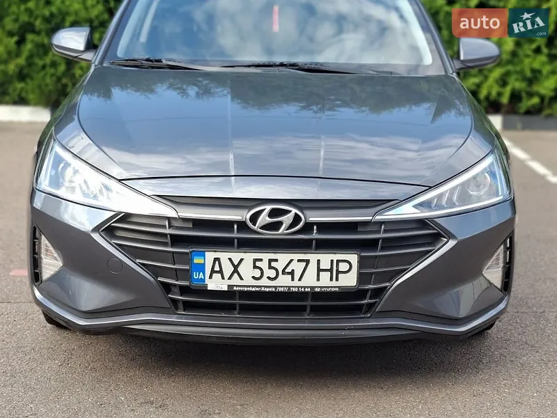 Hyundai Elantra