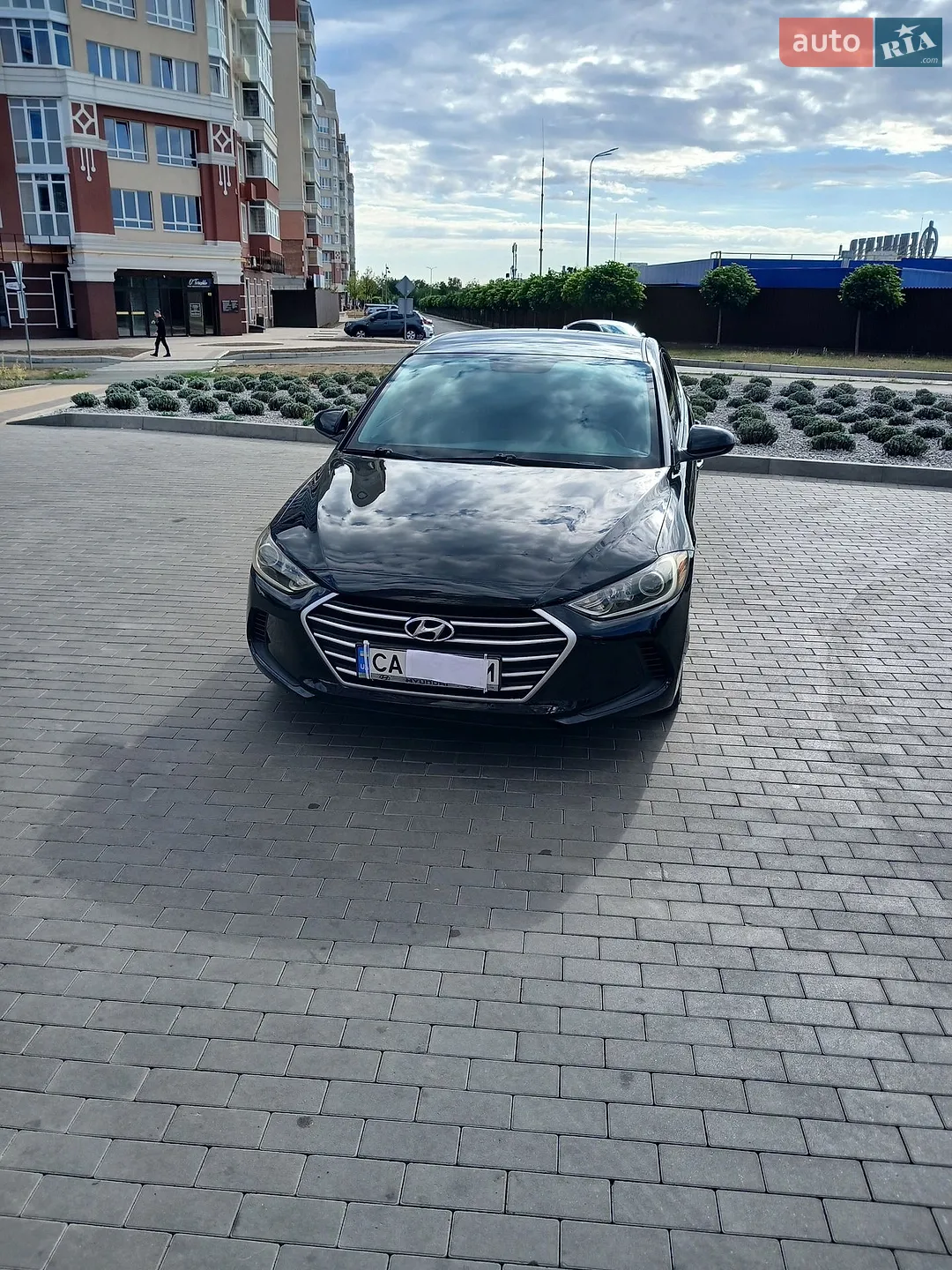 2018 Hyundai Elantra - мініатюра 3