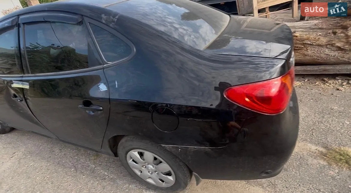 2011 Hyundai Elantra - мініатюра 8