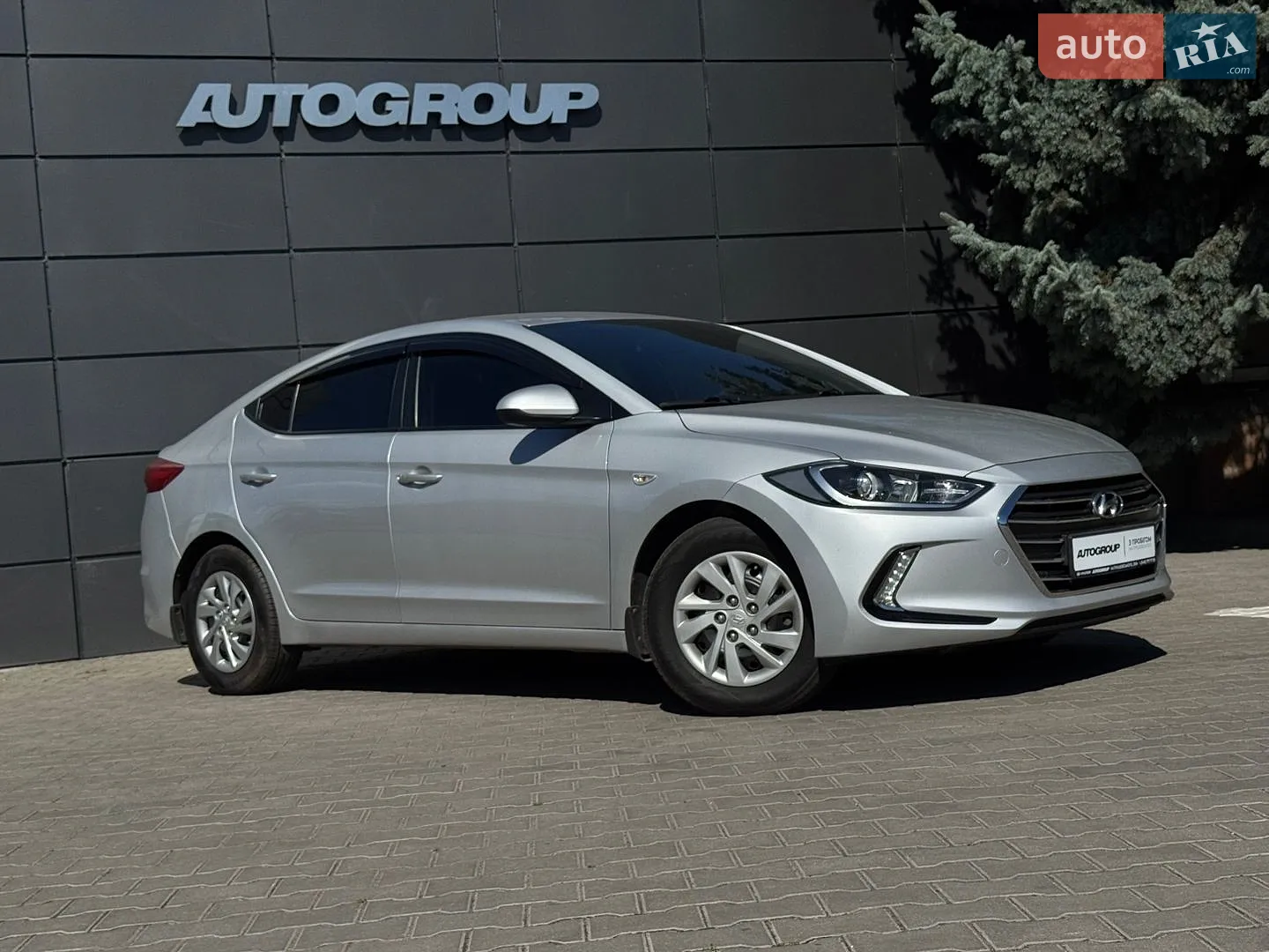 2016 Hyundai Elantra - мініатюра 3
