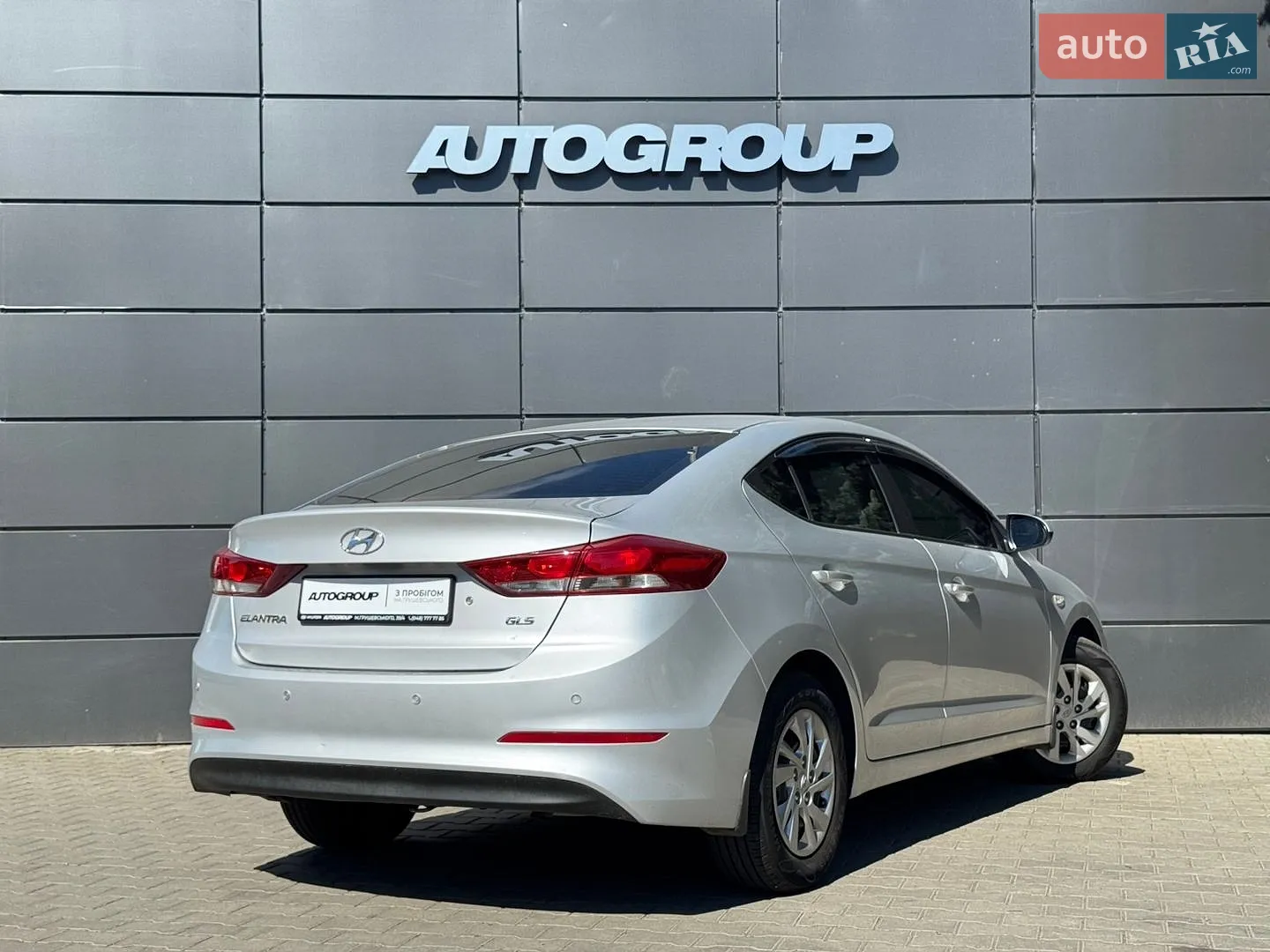 2016 Hyundai Elantra - мініатюра 13