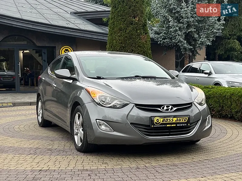 Hyundai Elantra