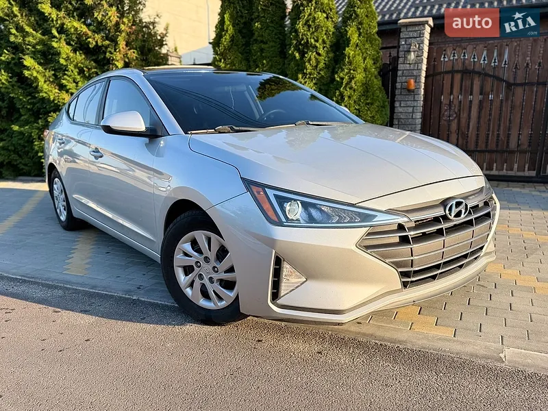 Hyundai Elantra 2019