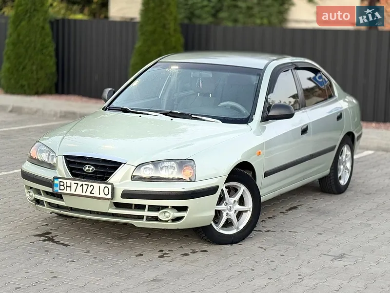 Hyundai Elantra 2004