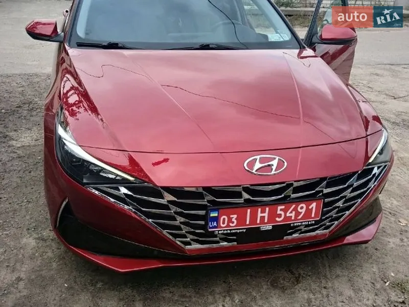 Hyundai Elantra 2022