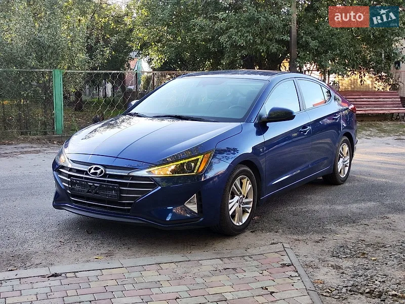 Hyundai Elantra