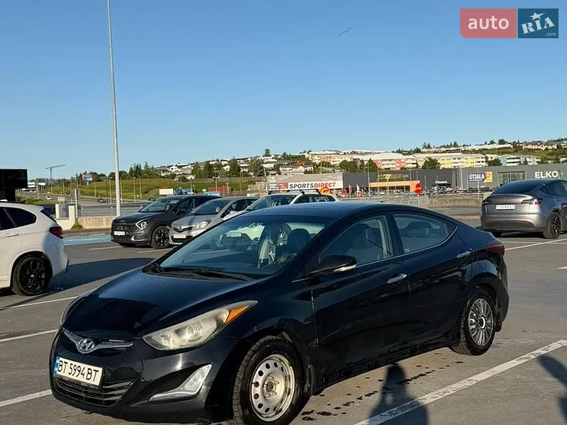 Hyundai Elantra