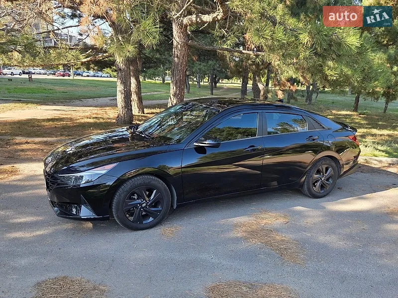 Hyundai Elantra 2021