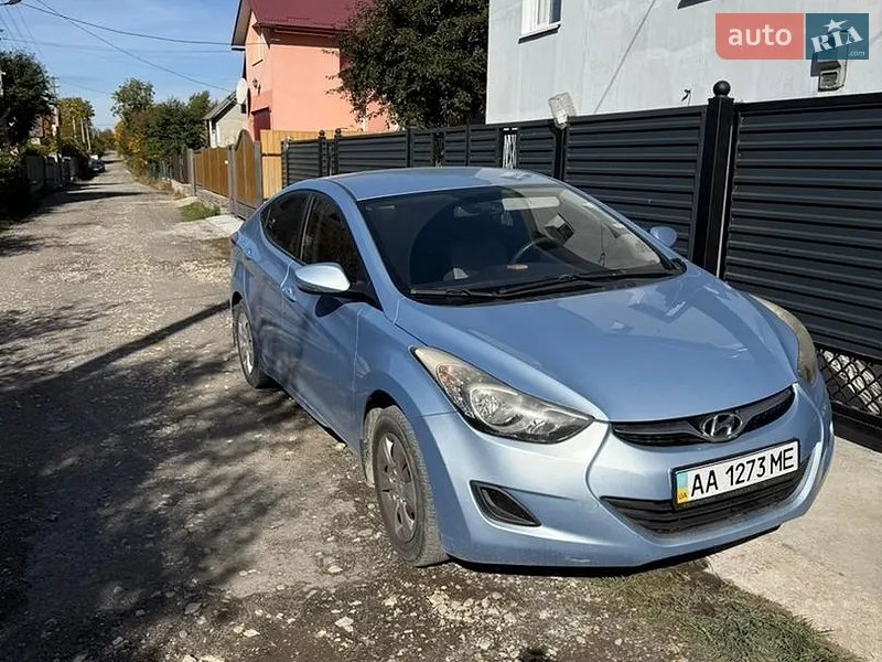 Hyundai Elantra