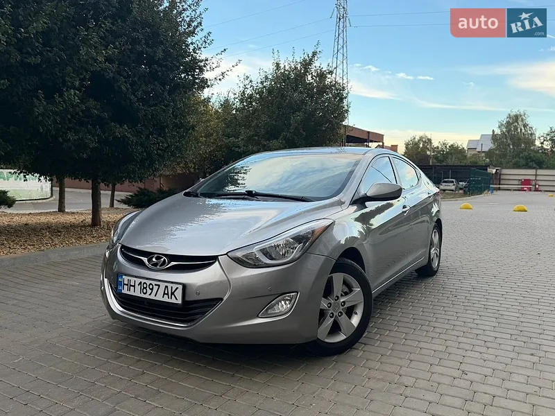 Hyundai Elantra