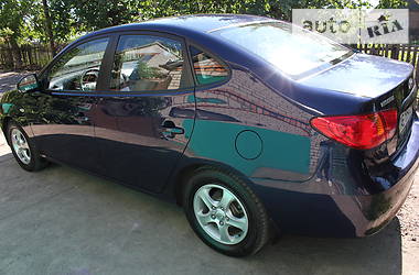 Седан Hyundai Elantra 2008 в Никополе