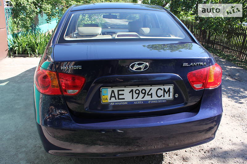 Седан Hyundai Elantra 2008 в Нікополі