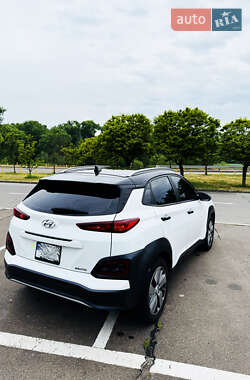 Позашляховик / Кросовер Hyundai Encino EV 2021 в 