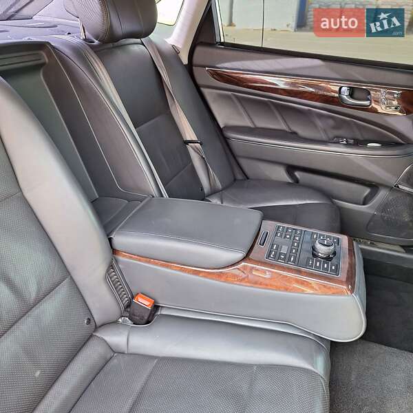 Седан Hyundai Equus 2015 в Києві