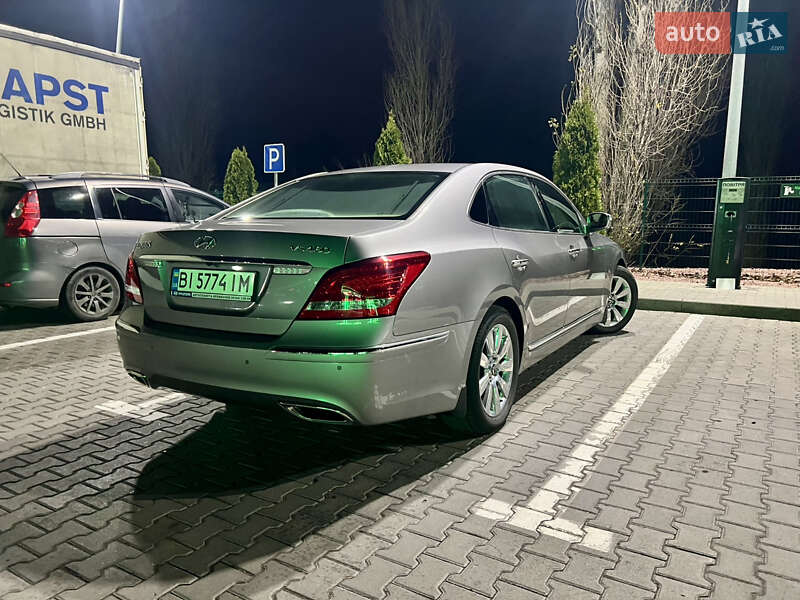 Седан Hyundai Equus 2012 в Кременчуці