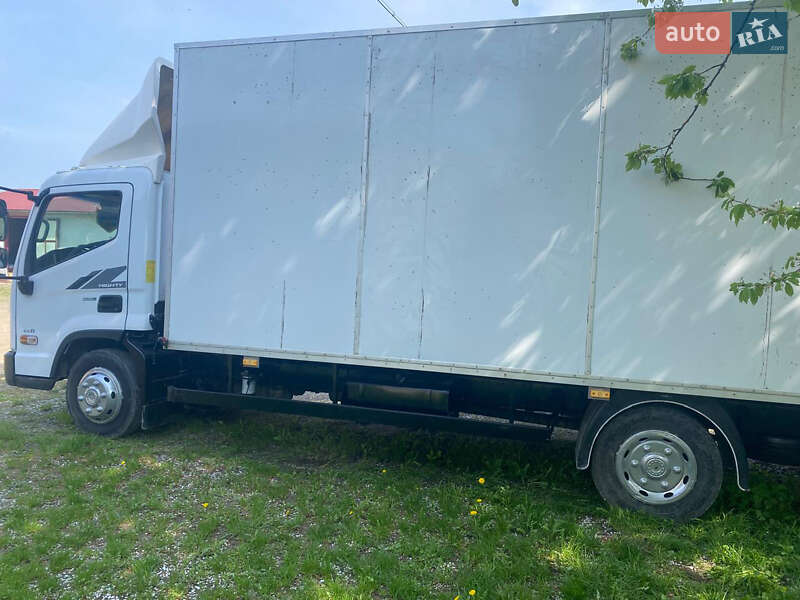 Грузовой фургон Hyundai EX8 2018 в Галиче