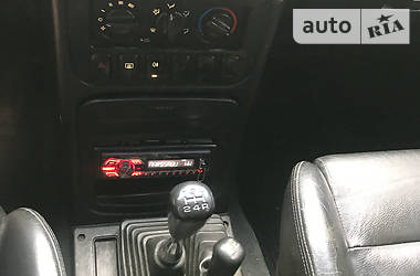 Позашляховик / Кросовер Hyundai Galloper 2001 в 