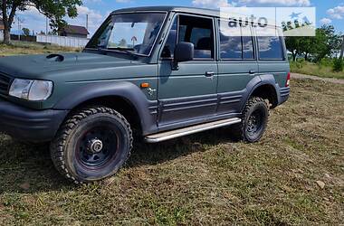 Позашляховик / Кросовер Hyundai Galloper 1998 в 