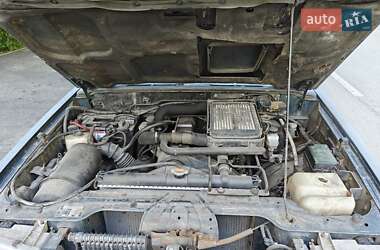Внедорожник / Кроссовер Hyundai Galloper 2000 в 