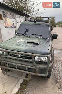 Внедорожник / Кроссовер Hyundai Galloper 2001 в 