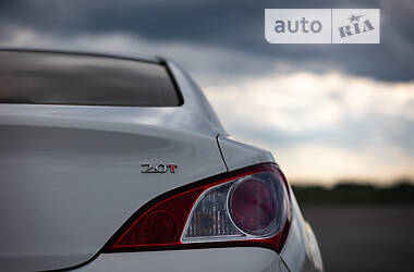 Купе Hyundai Genesis Coupe 2011 в 