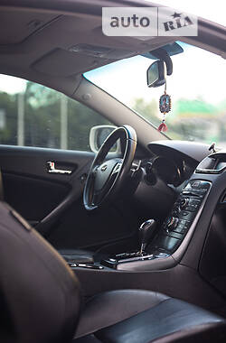Купе Hyundai Genesis Coupe 2011 в 