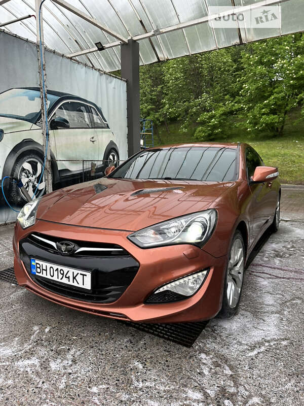 Купе Hyundai Genesis Coupe 2012 в Львові