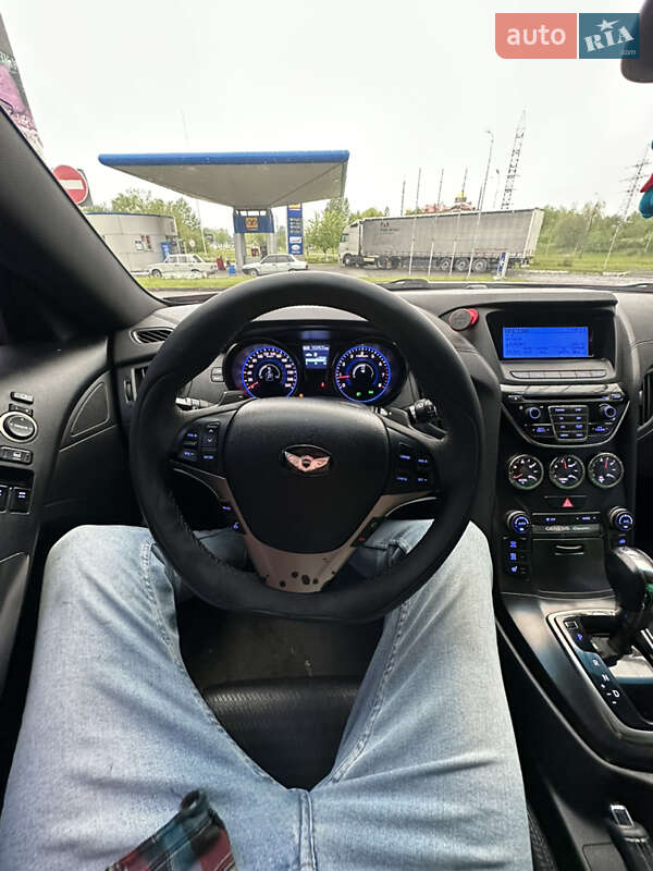 Купе Hyundai Genesis Coupe 2012 в Львове