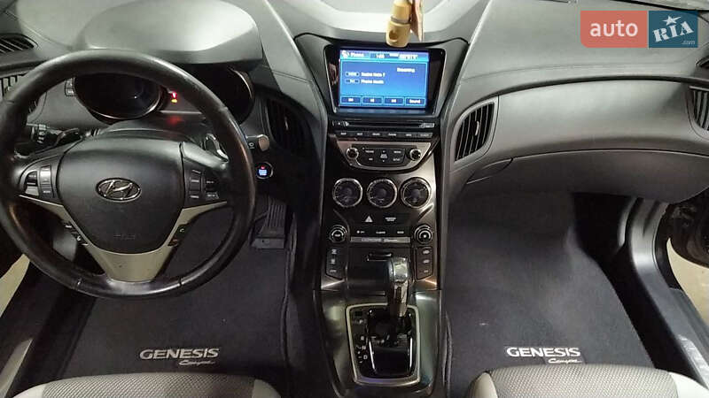 Купе Hyundai Genesis Coupe 2013 в Киеве фото 6 Купе Hyundai Genesis Coupe 2013 в Киеве