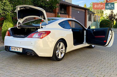 Купе Hyundai Genesis Coupe 2010 в Одесі