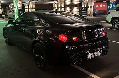 Купе Hyundai Genesis Coupe 2010 в 