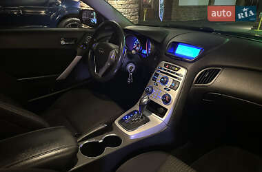 Купе Hyundai Genesis Coupe 2010 в 