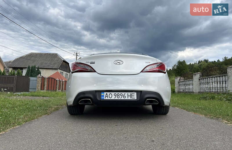 Купе Hyundai Genesis Coupe 2013 в Ивано-Франковске