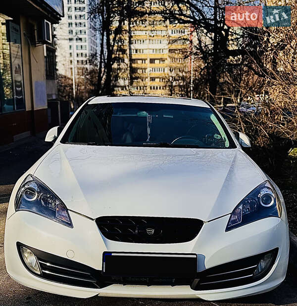 Купе Hyundai Genesis Coupe 2011 в Киеве