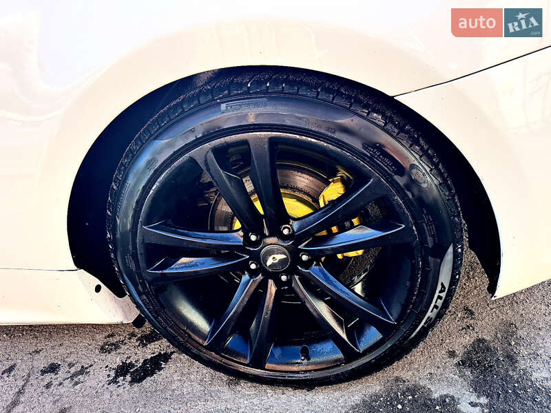 Купе Hyundai Genesis Coupe 2011 в Киеве