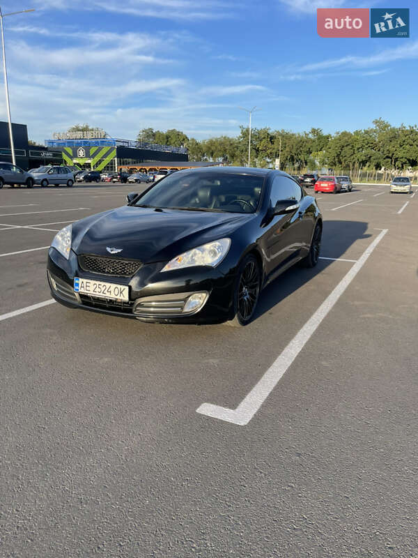 Купе Hyundai Genesis Coupe 2009 в Днепре