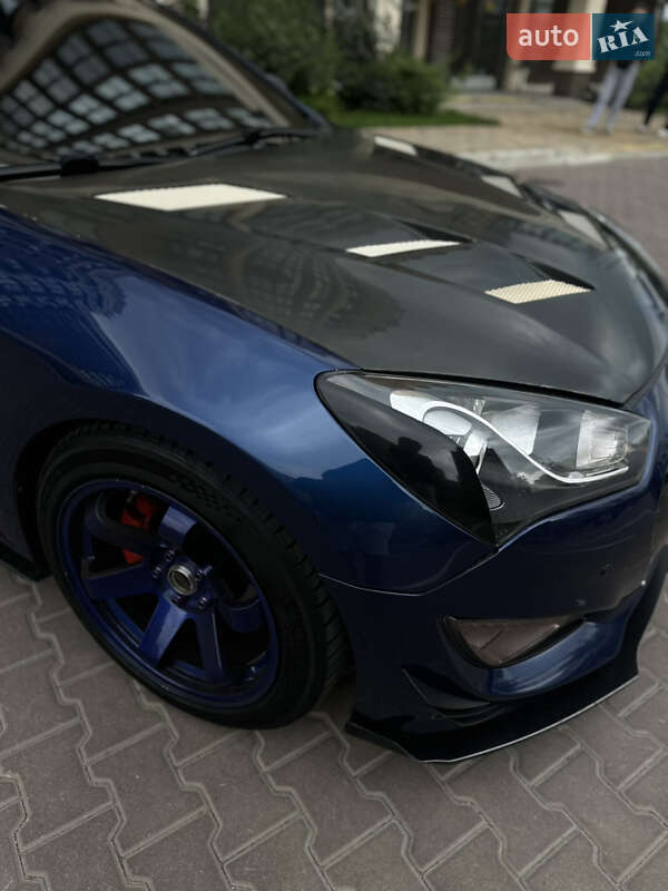 Купе Hyundai Genesis Coupe 2016 в Киеве