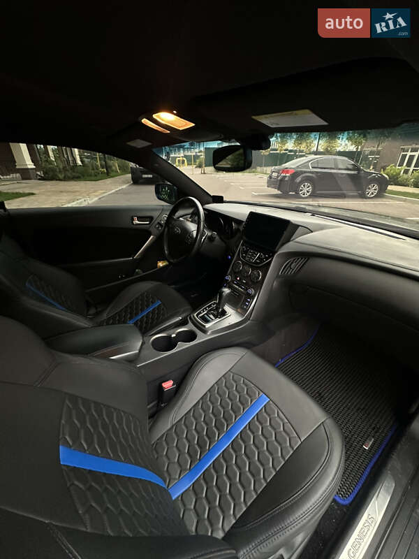Купе Hyundai Genesis Coupe 2016 в Киеве