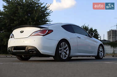 Купе Hyundai Genesis Coupe 2014 в 