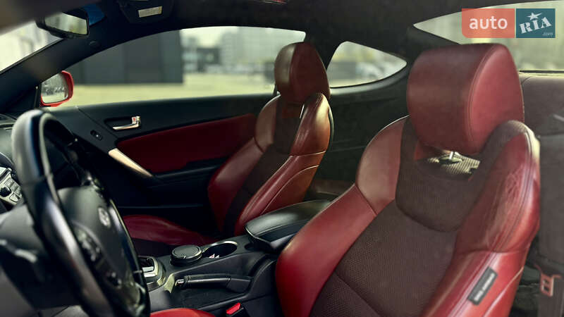 Купе Hyundai Genesis Coupe 2013 в Киеве фото 19 Купе Hyundai Genesis Coupe 2013 в Киеве