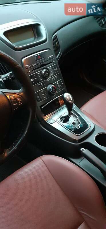 Купе Hyundai Genesis Coupe 2011 в Києві фото 9 Купе Hyundai Genesis Coupe 2011 в Києві
