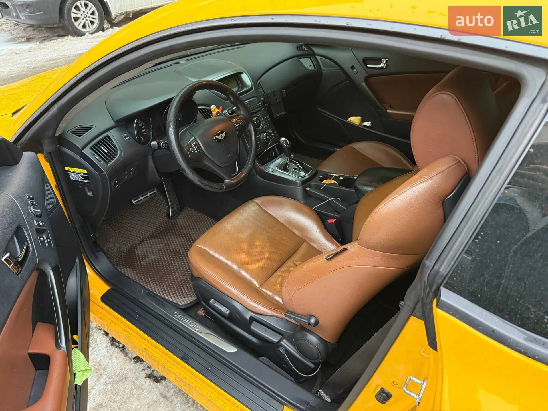 2011 Hyundai Genesis Coupe - мініатюра 32