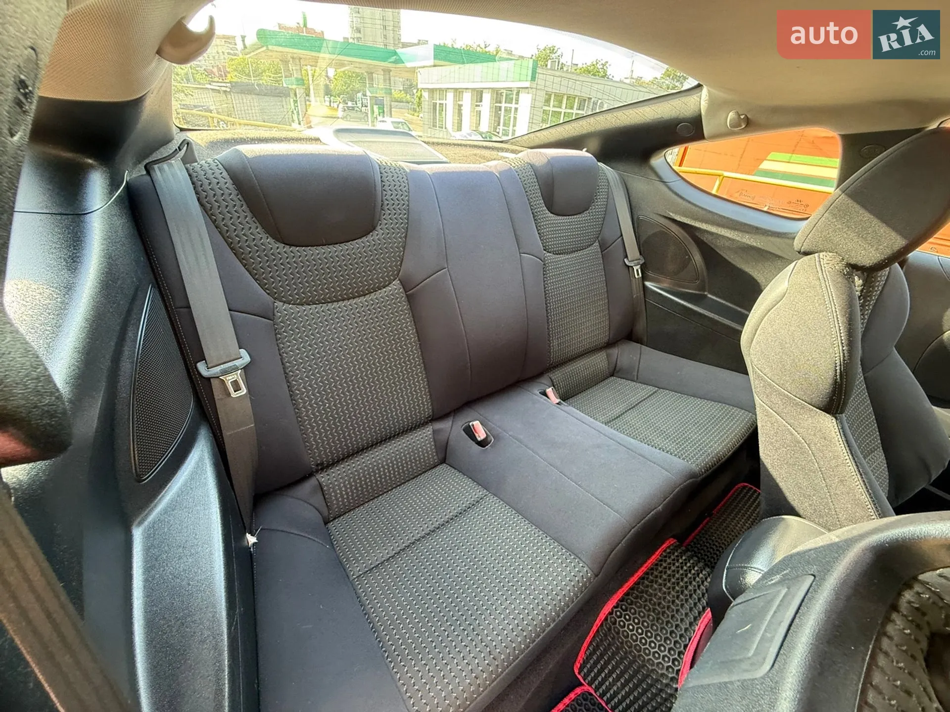 2010 Hyundai Genesis Coupe - мініатюра 27